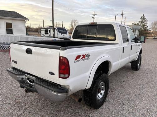 2004 Ford F-350 XL Crew Cab