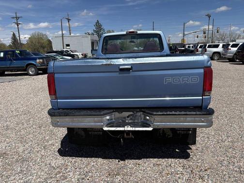 Blue Metallic 1997 Ford F-250 XL H/D