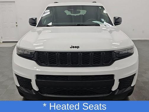 Bright White Clearcoat 2024 Jeep Grand Cherokee L Altitude