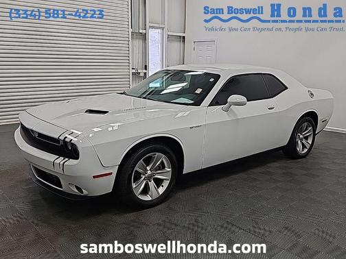 2015 Dodge Challenger SXT