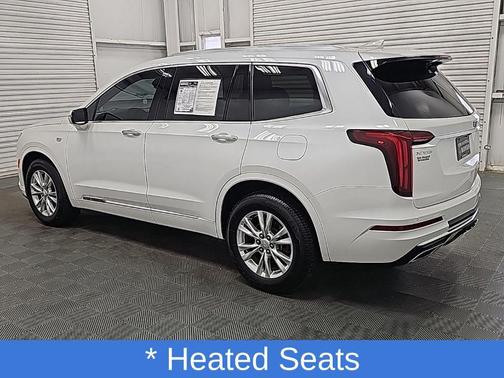 2023 Cadillac XT6 Luxury FWD