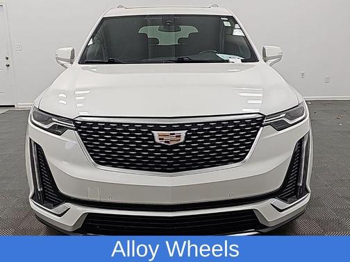 2023 Cadillac XT6 Luxury FWD