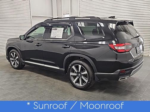2023 Honda Pilot Touring 8-Passenger