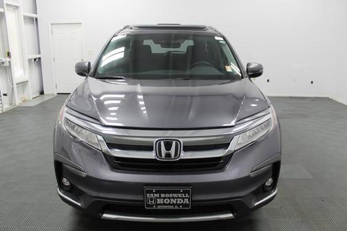 Photo 2 of 3 of 2020 Honda Pilot