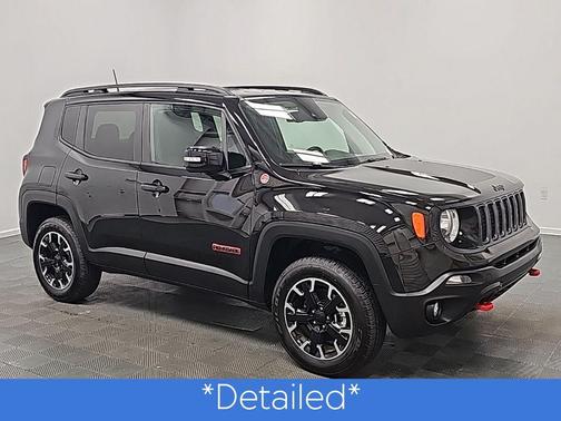 2023 Jeep Renegade Trailhawk