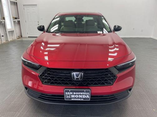 Radiant Red Metallic 2026 Honda Accord SE