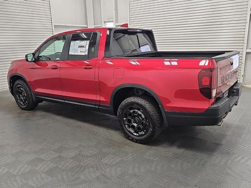 Radiant Red Metallic II 2026 Honda Ridgeline TrailSport+