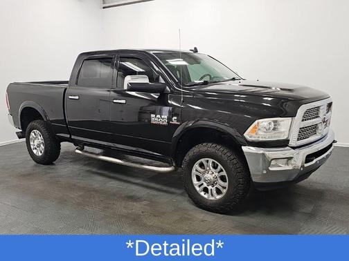 Brilliant Black Crystal Pearlcoat 2016 RAM 2500 Laramie