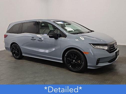 Sonic Gray Pearl 2023 Honda Odyssey Sport