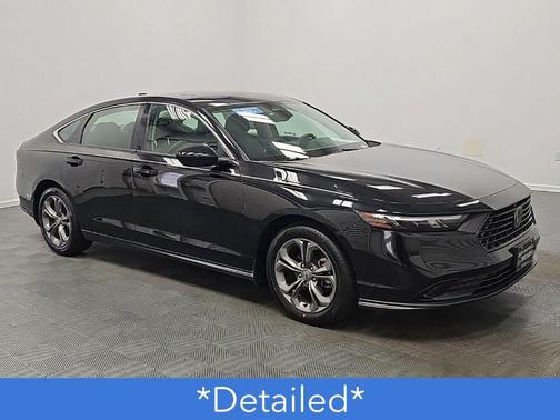 Crystal Black Pearl 2024 Honda Accord EX