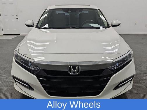 Platinum White Pearl 2019 Honda Accord Hybrid EX-L