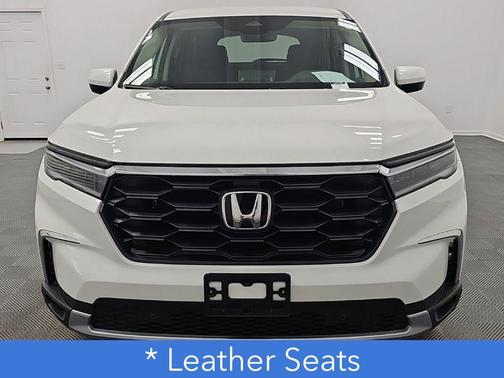 Platinum White Pearl 2025 Honda Pilot EX-L