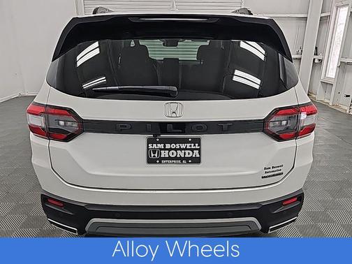 2023 Honda Pilot Touring 8-Passenger