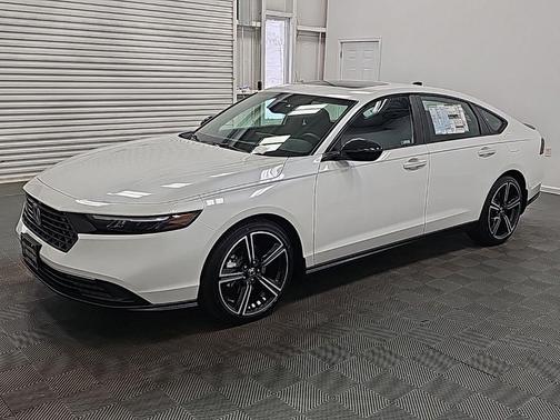 Platinum White Pearl 2026 Honda Accord Hybrid Sport
