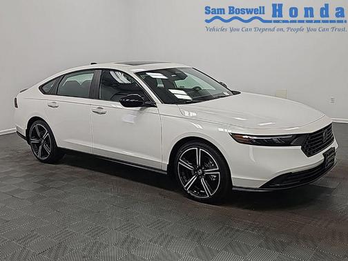 Platinum White Pearl 2026 Honda Accord Hybrid Sport