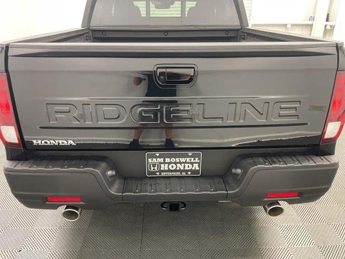 Crystal Black Pearl 2026 Honda Ridgeline RTL