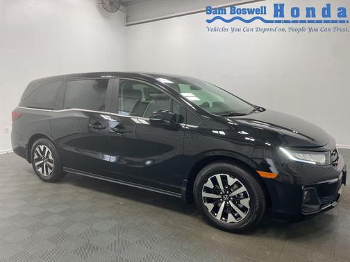 Crystal Black Pearl 2026 Honda Odyssey EX-L