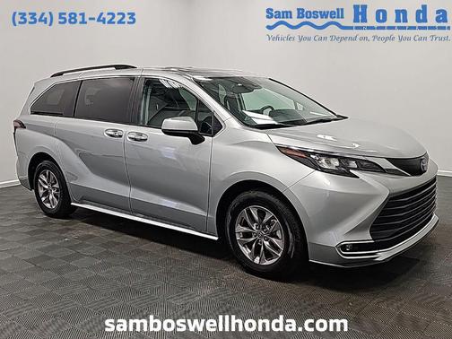 2024 Toyota Sienna XLE