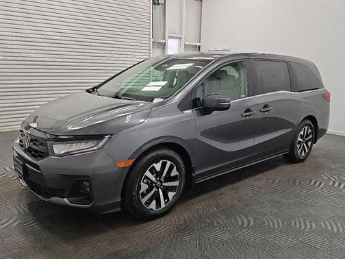 Modern Steel Metallic 2026 Honda Odyssey EX-L