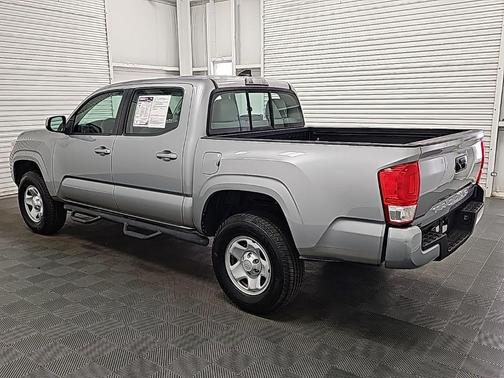 2017 Toyota Tacoma SR