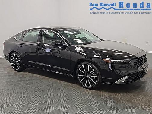 Crystal Black Pearl 2026 Honda Accord Hybrid Touring