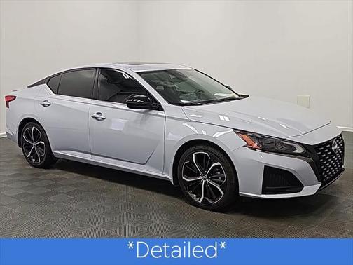 2023 Nissan Altima SR FWD