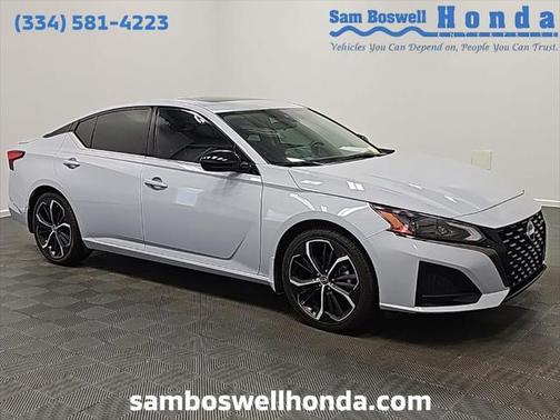 2023 Nissan Altima SR FWD