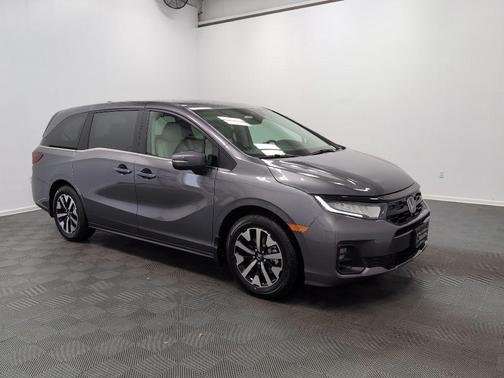 Modern Steel Metallic 2026 Honda Odyssey EX-L