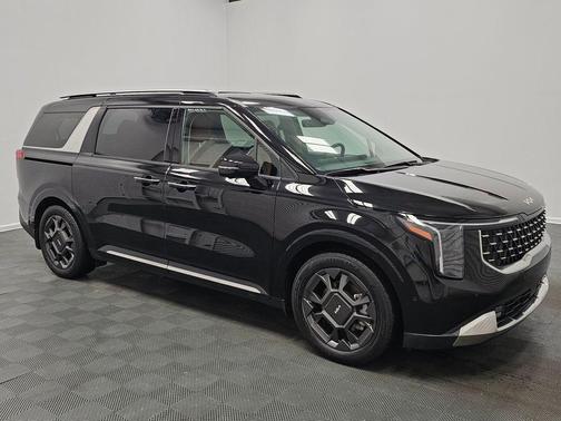 2025 Kia Carnival SX