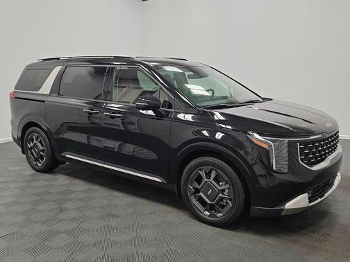 2025 Kia Carnival SX