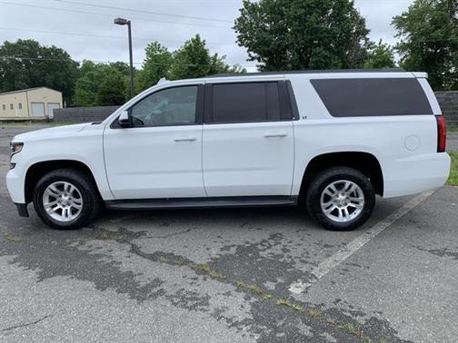 2017 Chevrolet Suburban LT