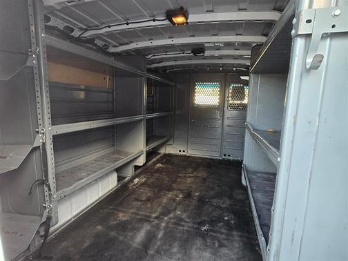 2018 Nissan NV Cargo NV2500 HD SV V6