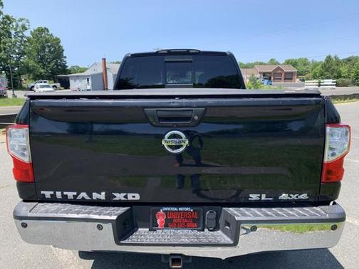2016 Nissan Titan XD SL