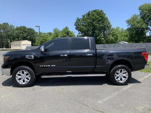 2016 Nissan Titan XD SL