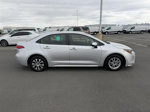 2022 Toyota Corolla Hybrid LE