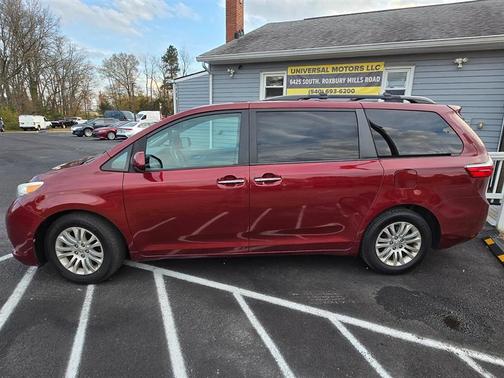 2015 Toyota Sienna XLE