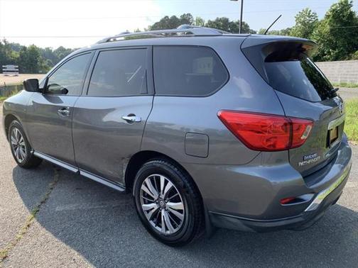 2017 Nissan Pathfinder S