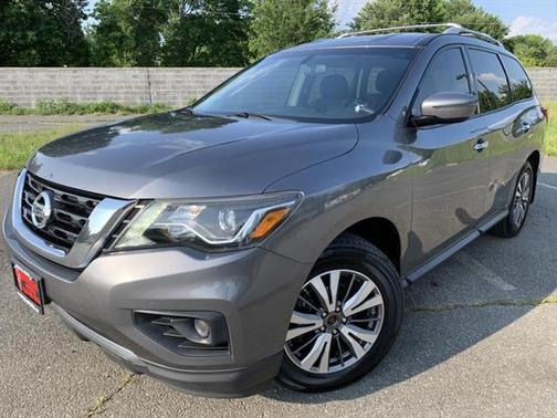2017 Nissan Pathfinder S
