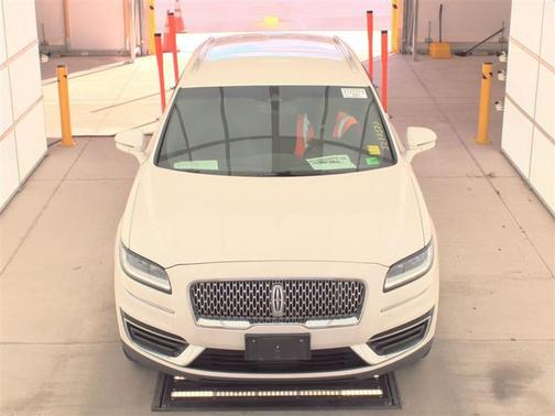 2020 Lincoln Nautilus Standard
