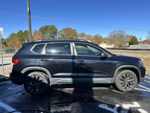 2022 Volkswagen Taos 1.5T S