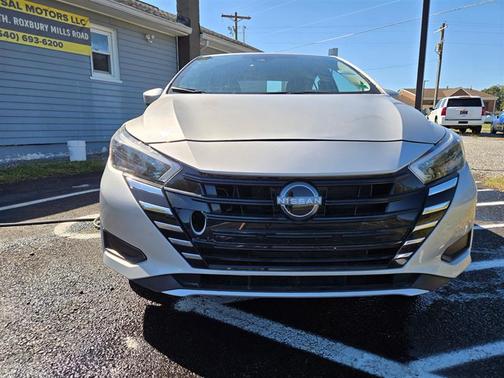 2025 Nissan Versa 1.6 SV