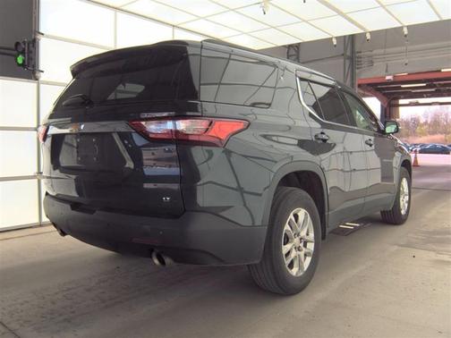 Gray 2021 Chevrolet Traverse LT Cloth