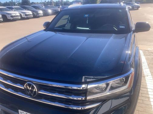 2021 Volkswagen Atlas Cross Sport 2.0T SE w/ Technology