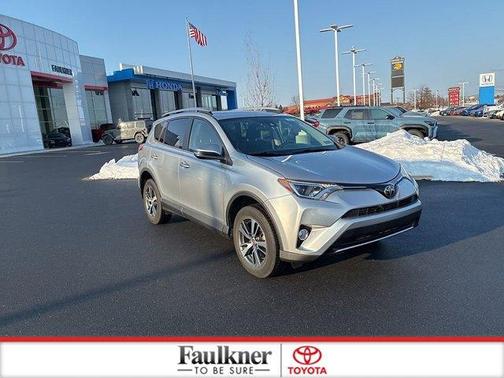 2017 Toyota RAV4 XLE