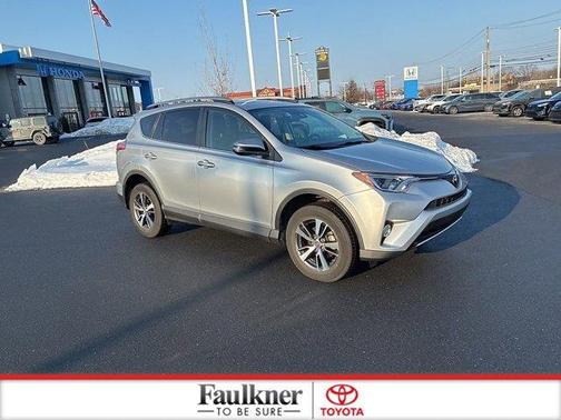 2017 Toyota RAV4 XLE