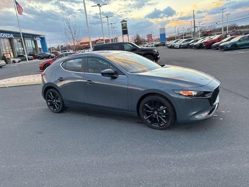 2024 Mazda Mazda3 2.5 S Carbon Edition