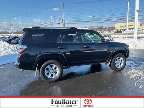 2022 Toyota 4Runner SR5