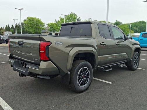 Bronze Oxide 2026 Toyota Tacoma Hybrid TRD Sport