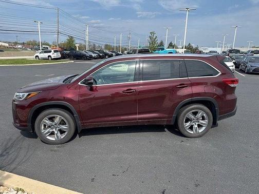 Ooh La La Rouge Mica 2018 Toyota Highlander Limited