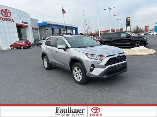 2020 Toyota RAV4 XLE